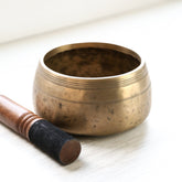 Singing Bowls Antique Mani Singing Bowl - Third Eye Chakra 454Hz oldbowl608