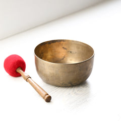 Singing Bowls Antique Singing Bowl Heart Chakra 183Hz oldbowl639