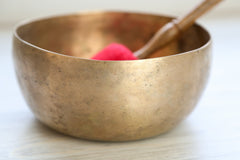Singing Bowls Antique Singing Bowl Sacral Chakra 148Hz oldbowl617