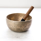 Singing Bowls Antique Singing Bowl Third Eye Chakra 232Hz oldbowl648
