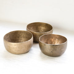 Singing Bowls Antique Thado Singing Bowl Set of 3 - Healing & Transformation oldbowl660