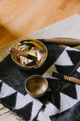 Singing Bowls Default A Collection of Very Old Tarvati Singing Bowls oldbowl14