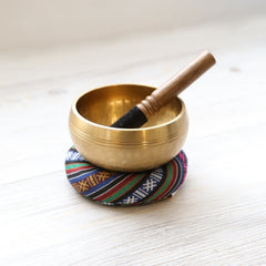 Singing Bowls Small Hand-Hammered Bowl (4.5-5") Large Hand Hammered Tibetan Bowl Set SB018-1