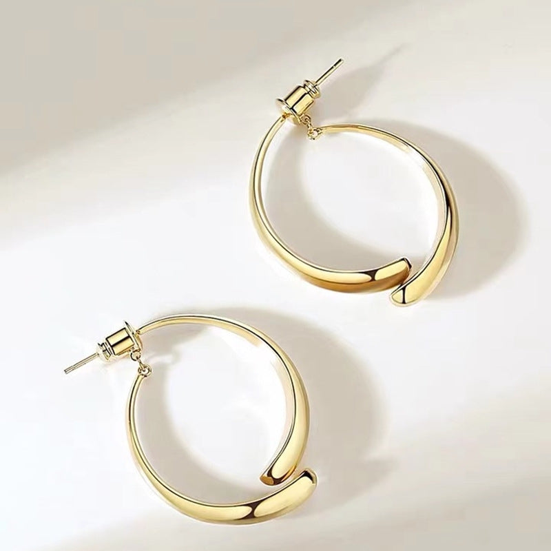 18K Gold-plated Simple Line Curved Earrings
