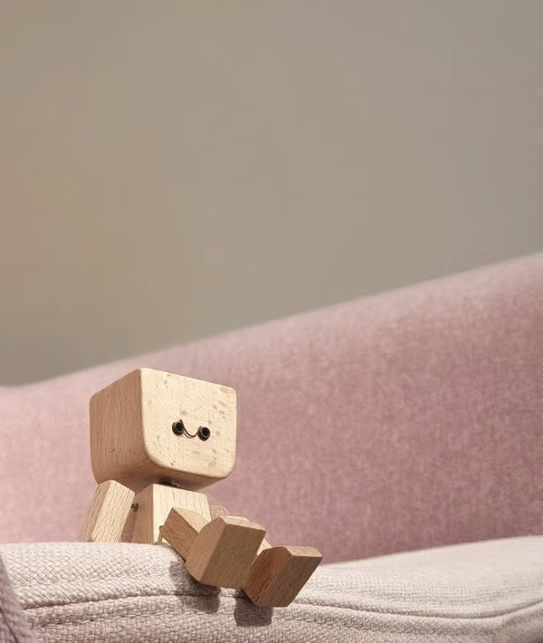 💖تمثال خشبي ساحر مصنوع يدويًا لرجل يرتجف 