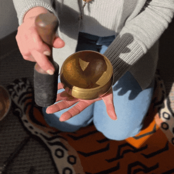 Singing Bowls Hand Hammered Tibetan Bowl sb018
